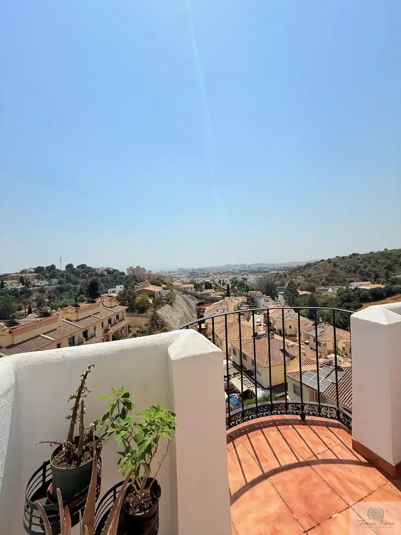 Exterior view of Attic for sale in Fuengirola  with Air Conditioner, Terrace and Community pool