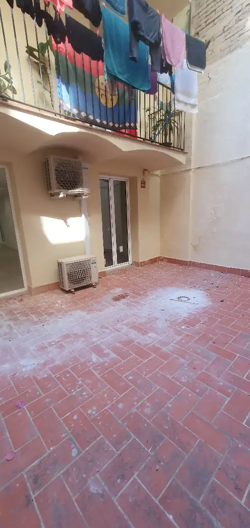Ground floor for rent in Carrer de Salvà, 39, El Poble Sec - Parc de Montjuïc