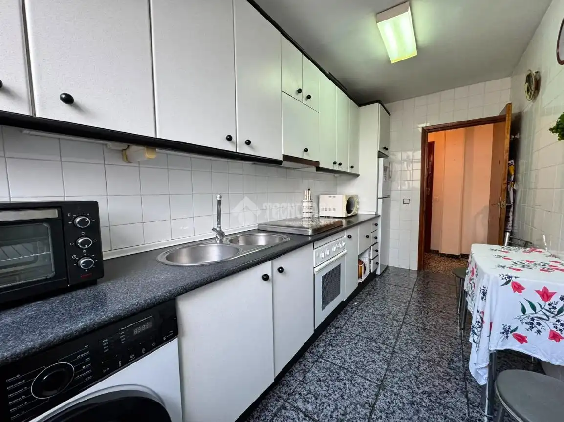 Cocina de Piso en venta en Fuengirola con Balcón