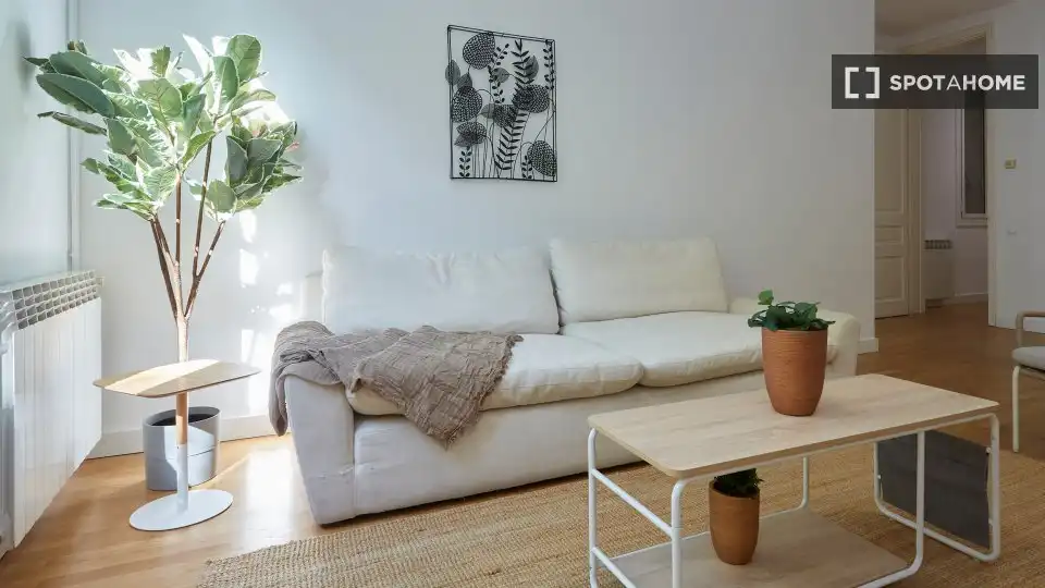 Appartamento con terrazza in affitto a Eixample, imagen 2