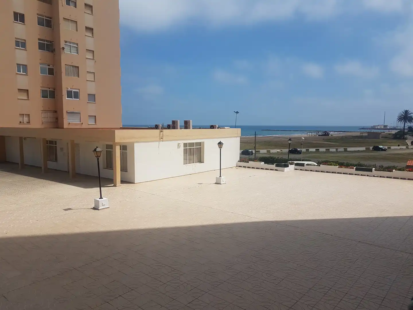 Aparcament de Apartament de lloguer en El Puig de Santa Maria amb Terrassa, Moblat i Forn