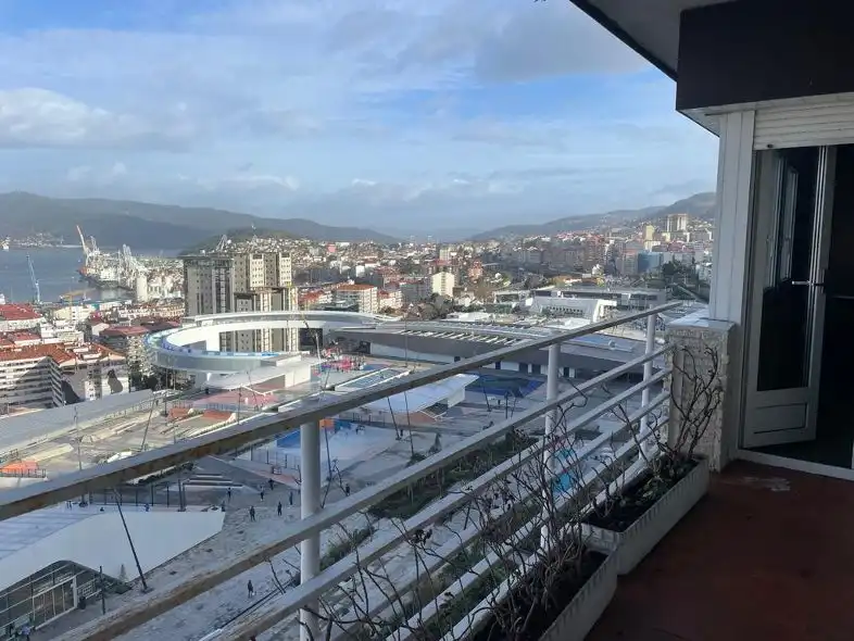 Flat with terrace for sale in Centro Urbano