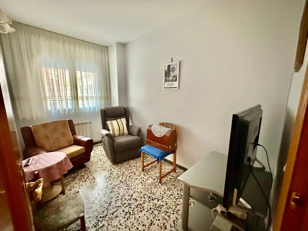 Sala de estar de Piso en venta en Montornès del Vallès con Calefacción, Balcón y Alarma