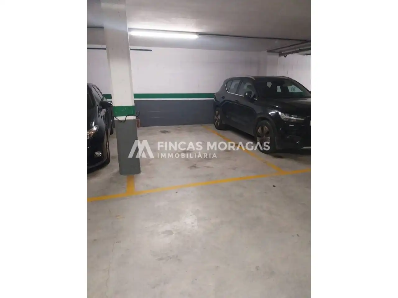 Aparcament de Garatge en venda en Sant Cugat del Vallès amb Alarma