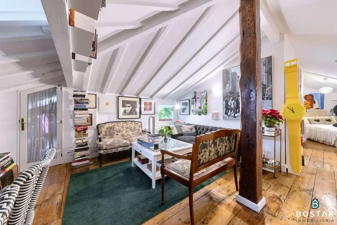 Sala de estar de Ático en venta en Bilbao  con Calefacción