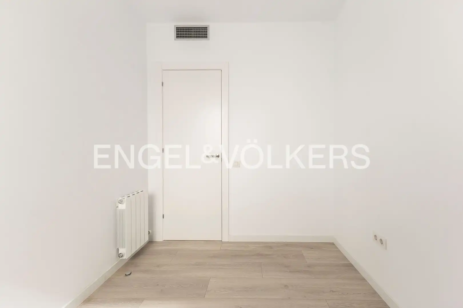 Dúplex en venta en Barcelona con Aire acondicionado, Calefacción y Jardín privado