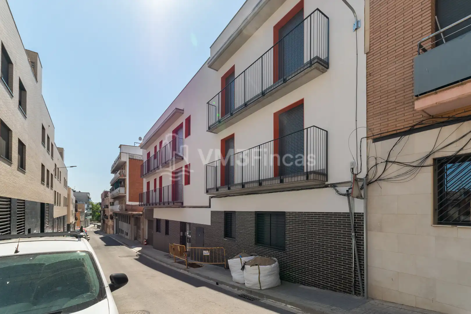 Vista exterior de Ático de alquiler en Santa Coloma de Gramenet con Aire acondicionado, Calefacción y Terraza