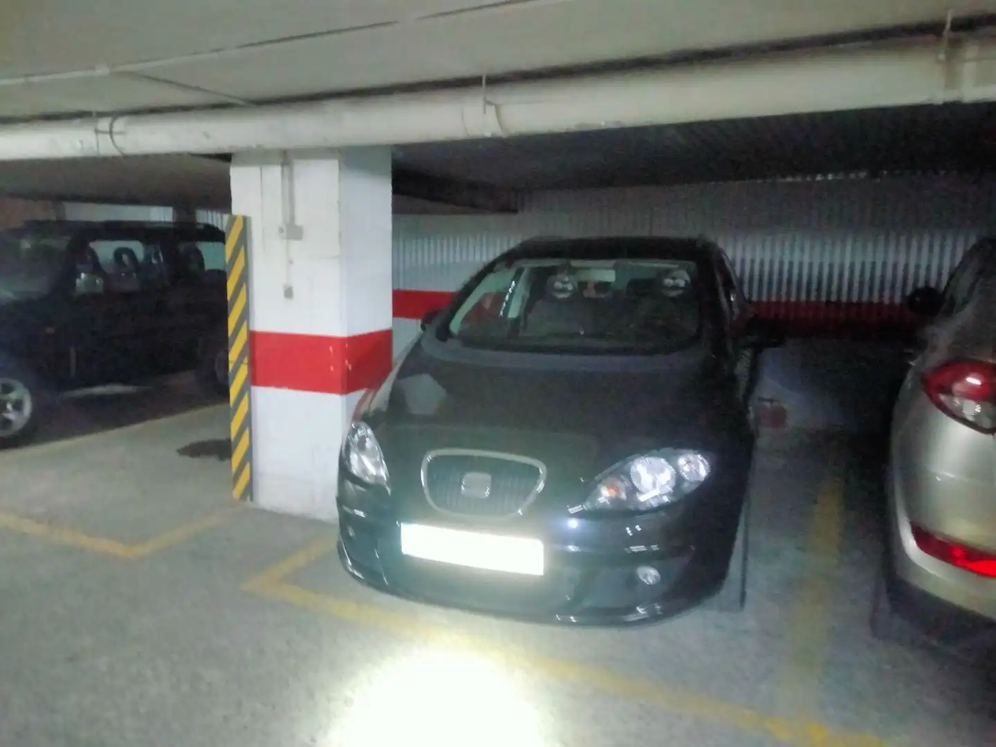 Parking of Garage for rent in Santa Marina