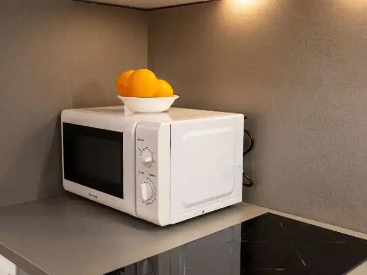 Cocina de Piso de alquiler en Figueres con Aire acondicionado, Amueblado y Balcón