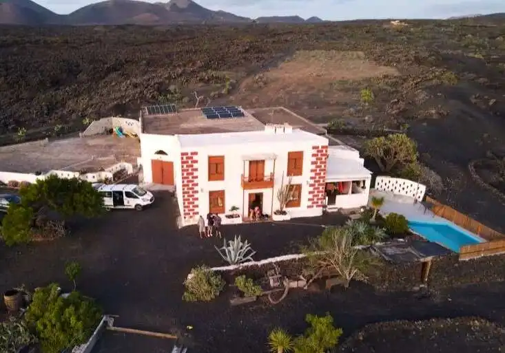Vista exterior de Casa o chalet en venta en Yaiza con Trastero y Amueblado