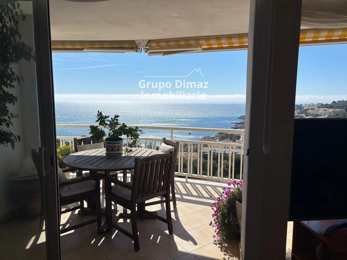 Terraza de Ático en venta en Sant Feliu de Guíxols con Calefacción, Terraza y Piscina