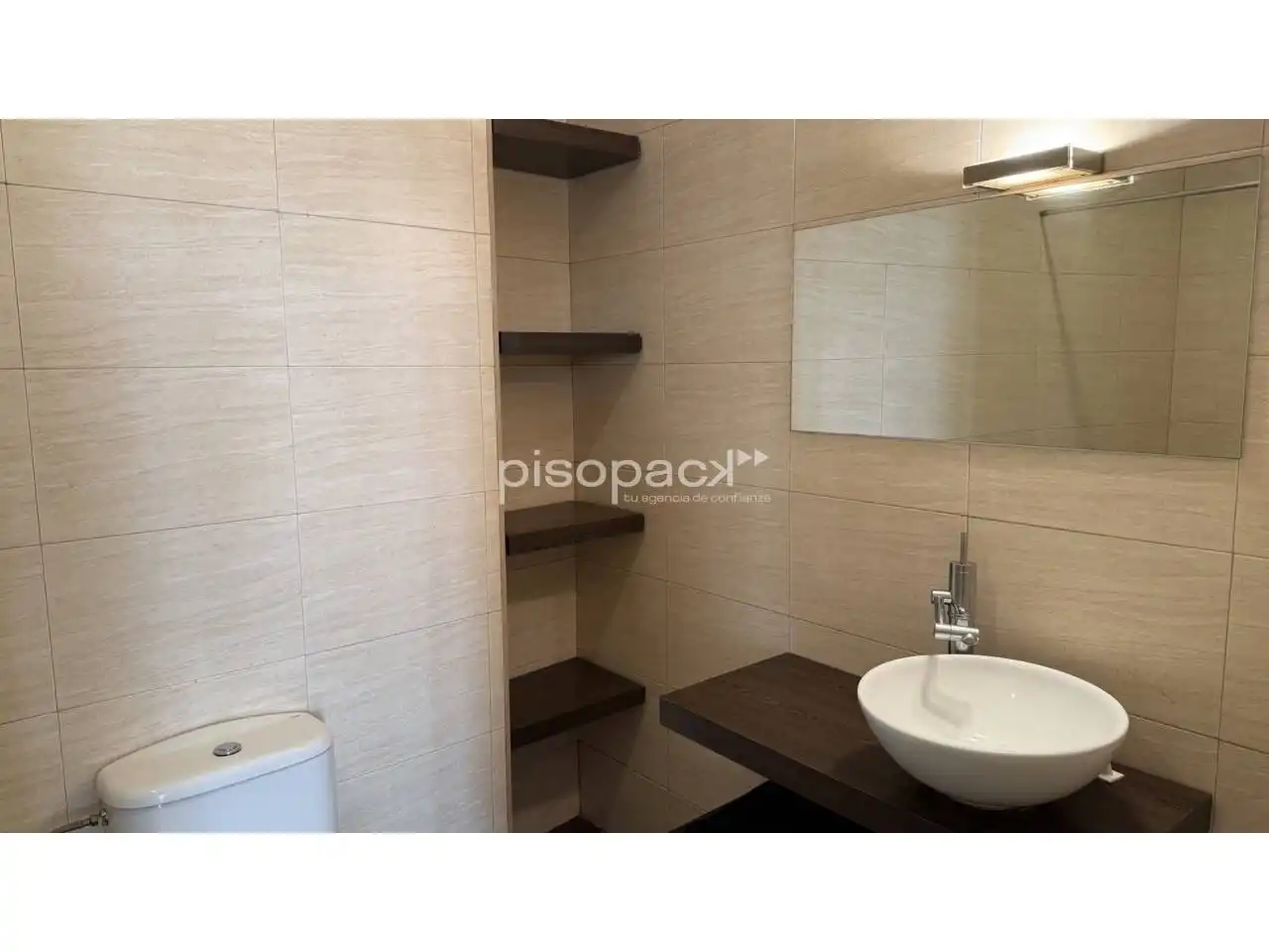 Bathroom of Flat for sale in  Pamplona / Iruña  with Heating, Parquet flooring and Storage room
