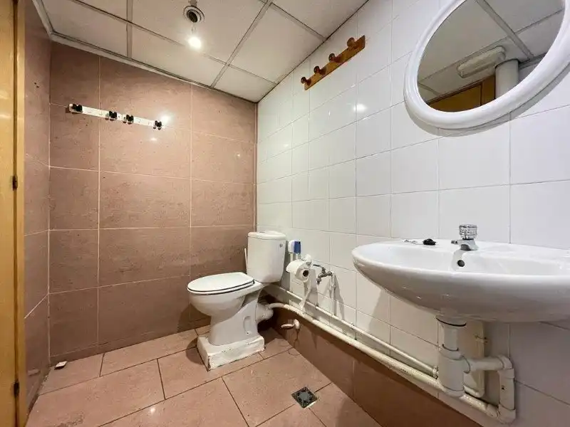 Local comercial en venda a Centre, imagen 8