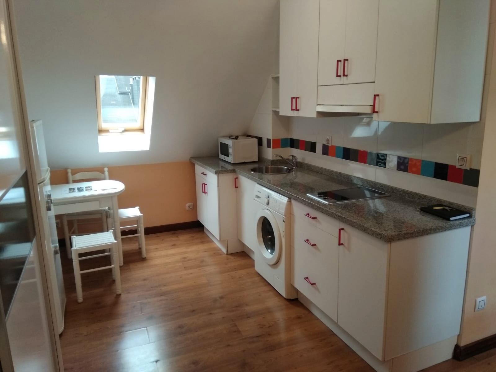 Kitchen of Study for sale in Oviedo   with Heating, Parquet flooring and Furnished