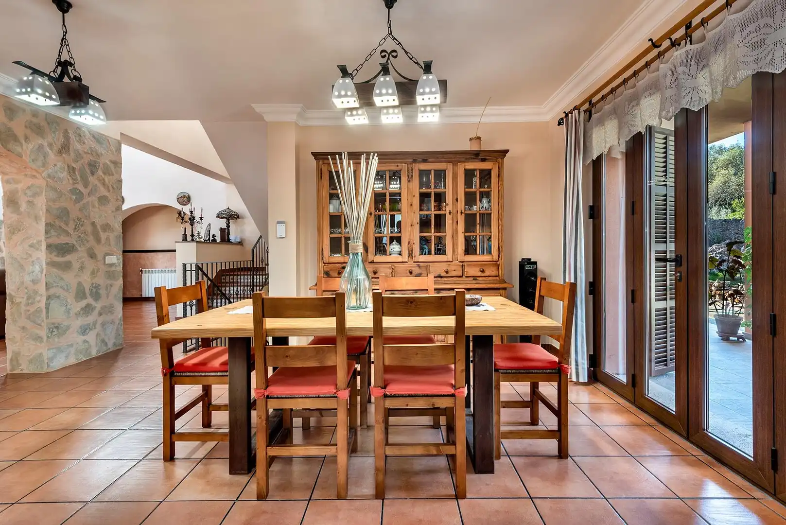 Comedor de Finca rústica en venta en Sencelles con Calefacción, Jardín privado y Terraza
