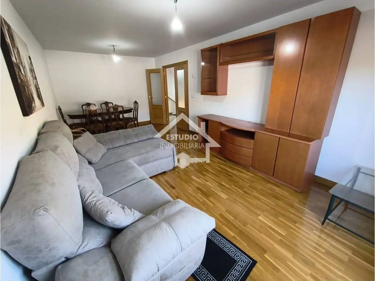 Sala de estar de Casa adosada en venta en Mendavia con Calefacción, Jardín privado y Parquet