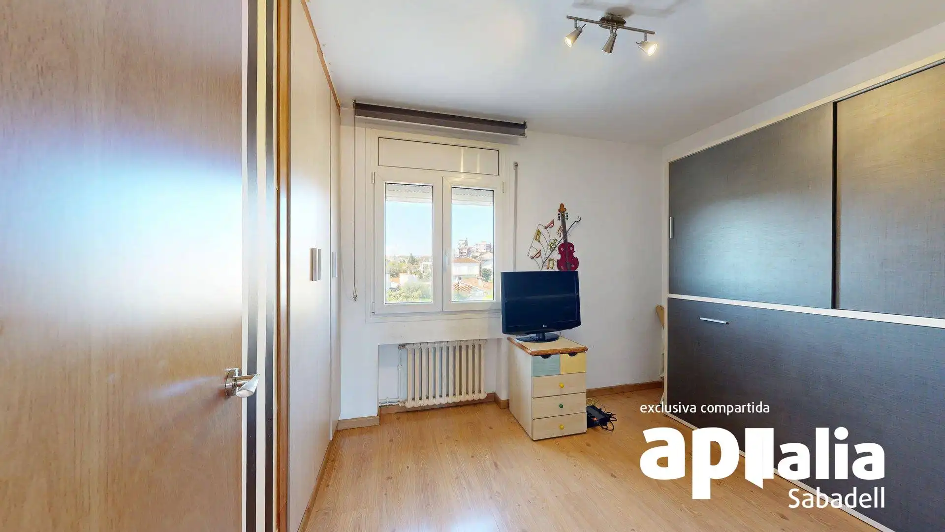 Schlafzimmer von Haus oder Chalet zum Verkauf in Barberà del Vallès mit Heizung, Privatgarten und Parkett