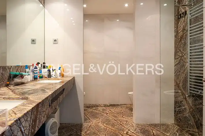 Badezimmer von Maisonette zum Verkauf in Getxo  mit Heizung, Terrasse und Abstellraum