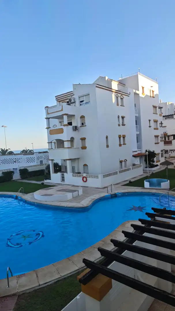 Wohnung mit Pool zum Verkauf in Roquetas de Mar ciudad, imagen 3