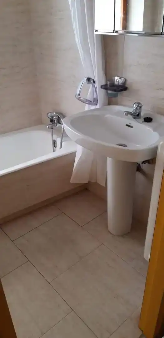 Bathroom of Duplexes for rent in Camprodon  with Furnished