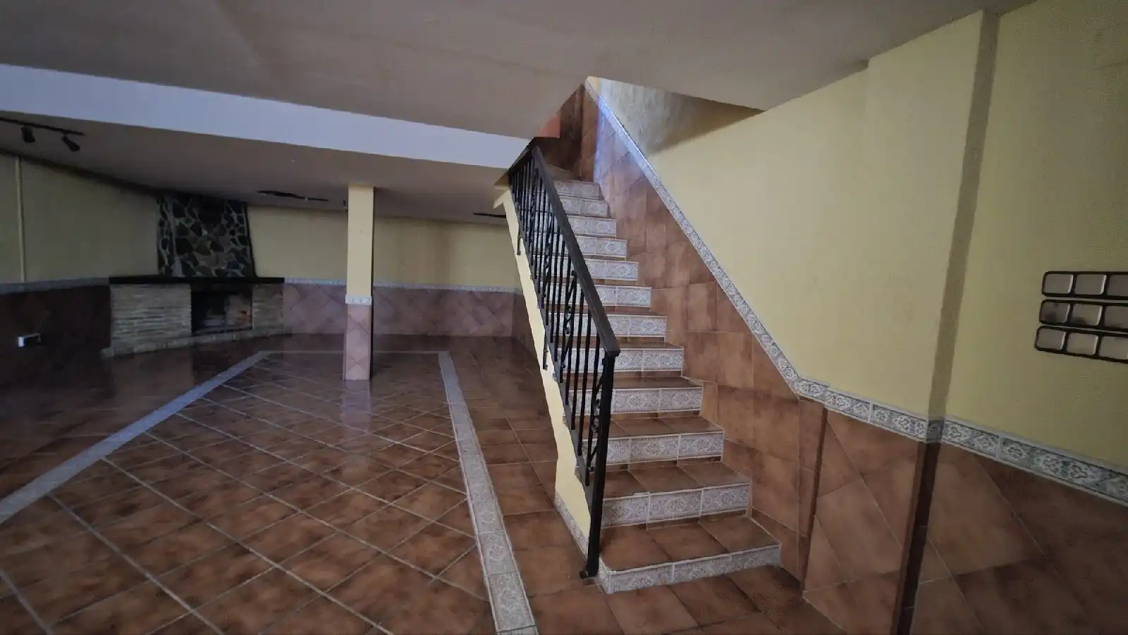 Casa aparellada en venda a C/ Pajares, imagen 13