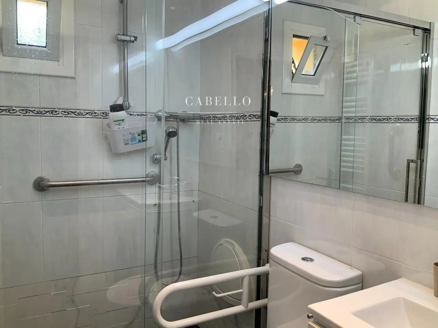 Baño de Casa o chalet en venta en Rubí con Aire acondicionado, Calefacción y Jardín privado