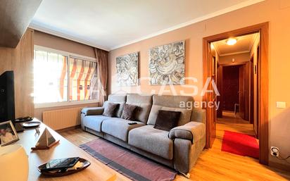 Living room of Flat for sale in  Barcelona Capital