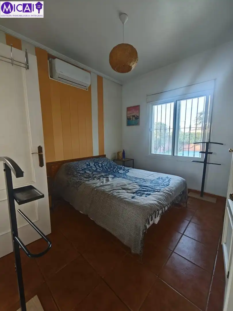 Bedroom of Houses for sale in Chiclana de la Frontera  with Air Conditioner and Terrace