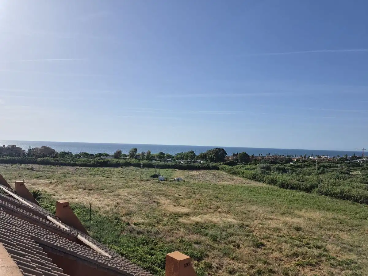 Dachboden zum Verkauf in Manilva mit Klimaanlage, Heizung und Terrasse