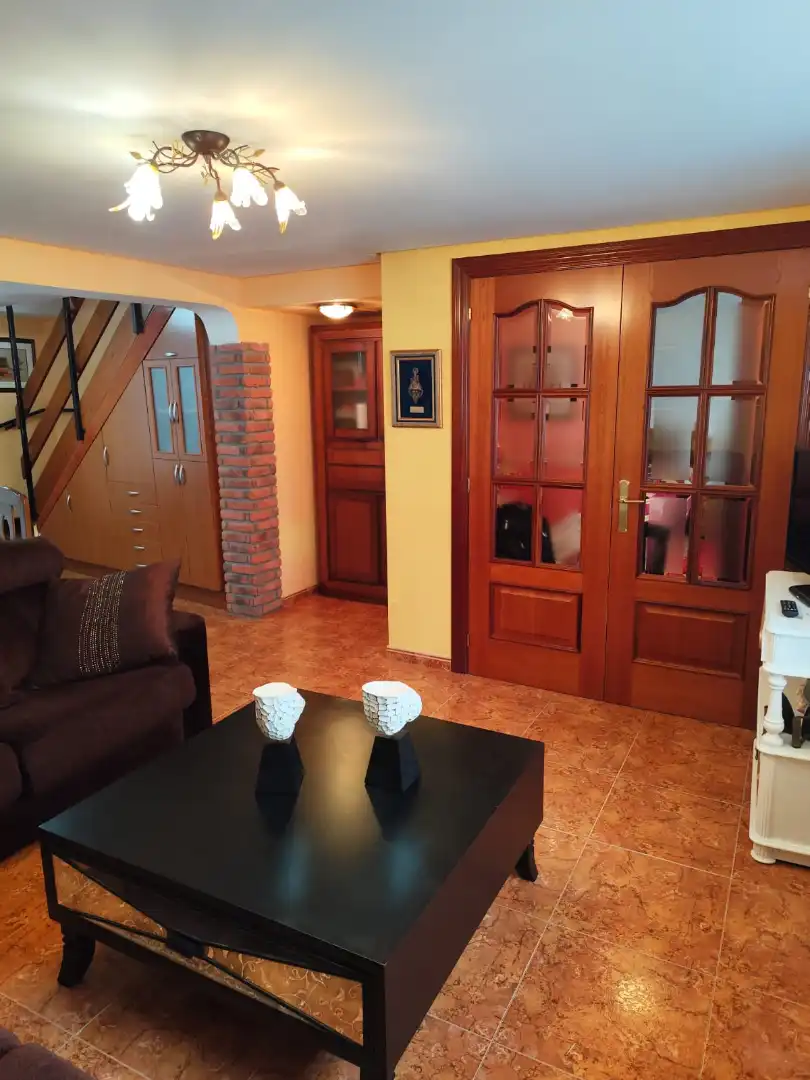 Sala de estar de Casa o chalet en venta en San Miguel del Valle con Amueblado