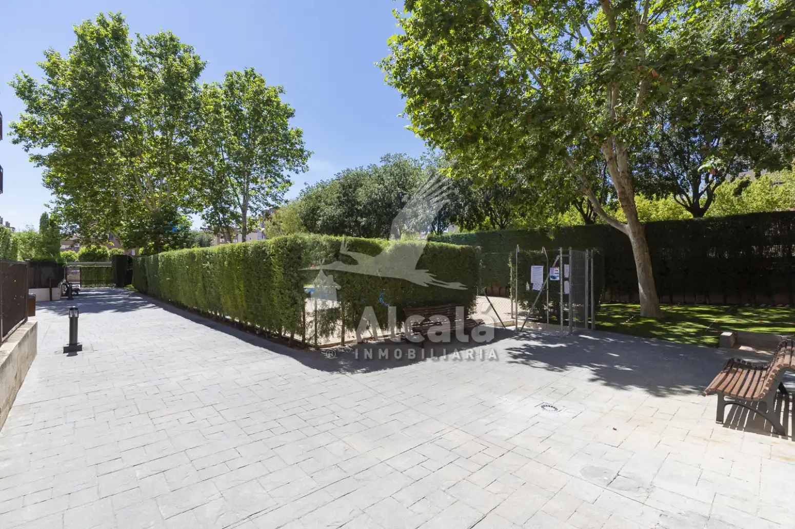 Jardín de Ático en venta en Alcalá de Henares con Aire acondicionado, Calefacción y Terraza
