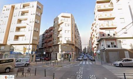 Foto 2 de Piso en venta en  Jose Bernad Amoros, Carrús Oeste, Elche / Elx