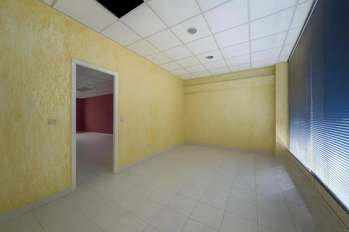 Gewerbefläche zum Verkauf in Rúa Vicente Aleixandre, imagen 4