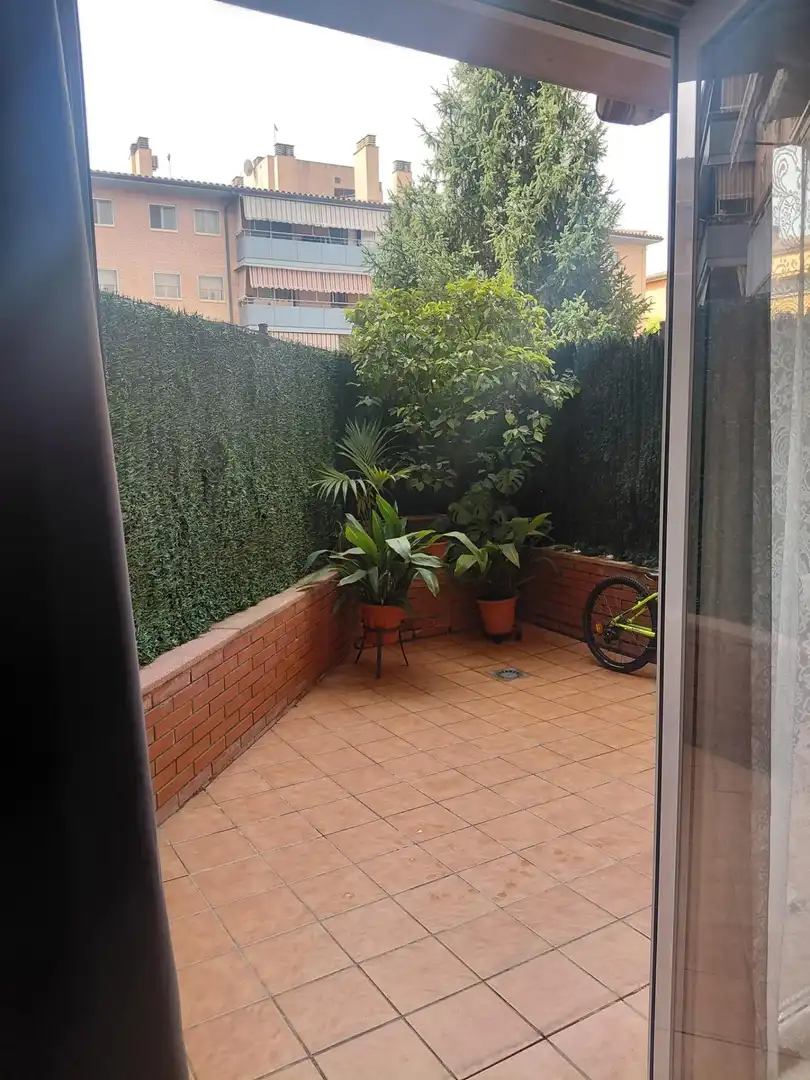 Terrassa de Pis en venda en Canovelles amb Calefacció, Jardí privat i Parquet