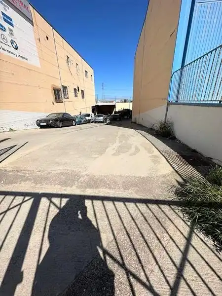 Industrial building for sale in Calle Amsterdam, imagen 4