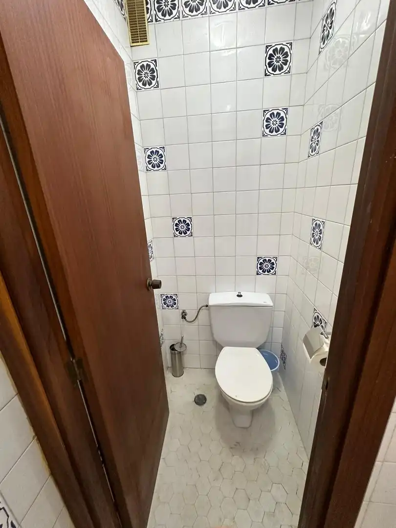 Bany de Local de lloguer en La Línea de la Concepción