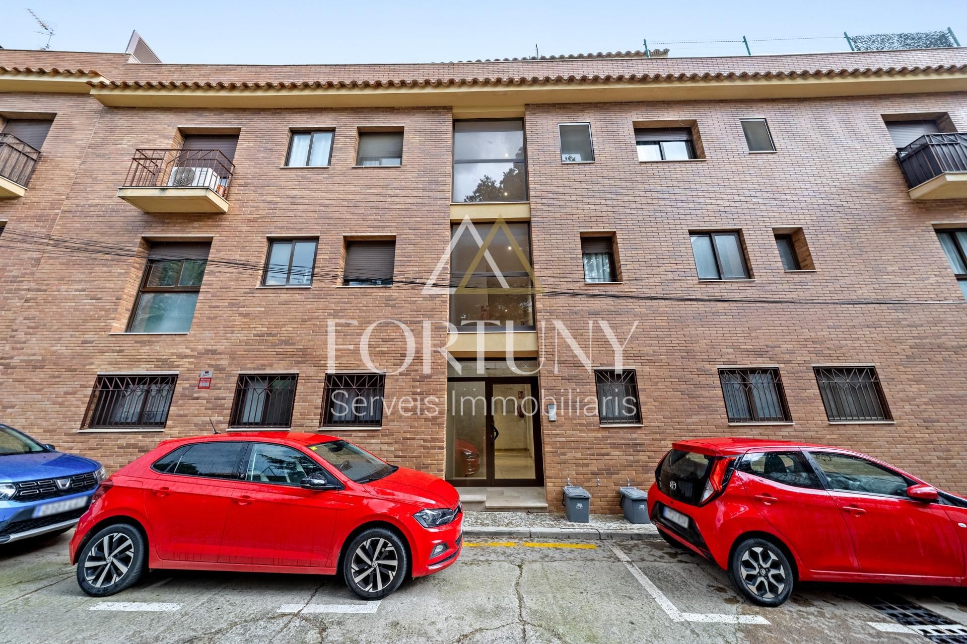 Vista exterior de Pis en venda en Riudecols amb Terrassa i Balcó