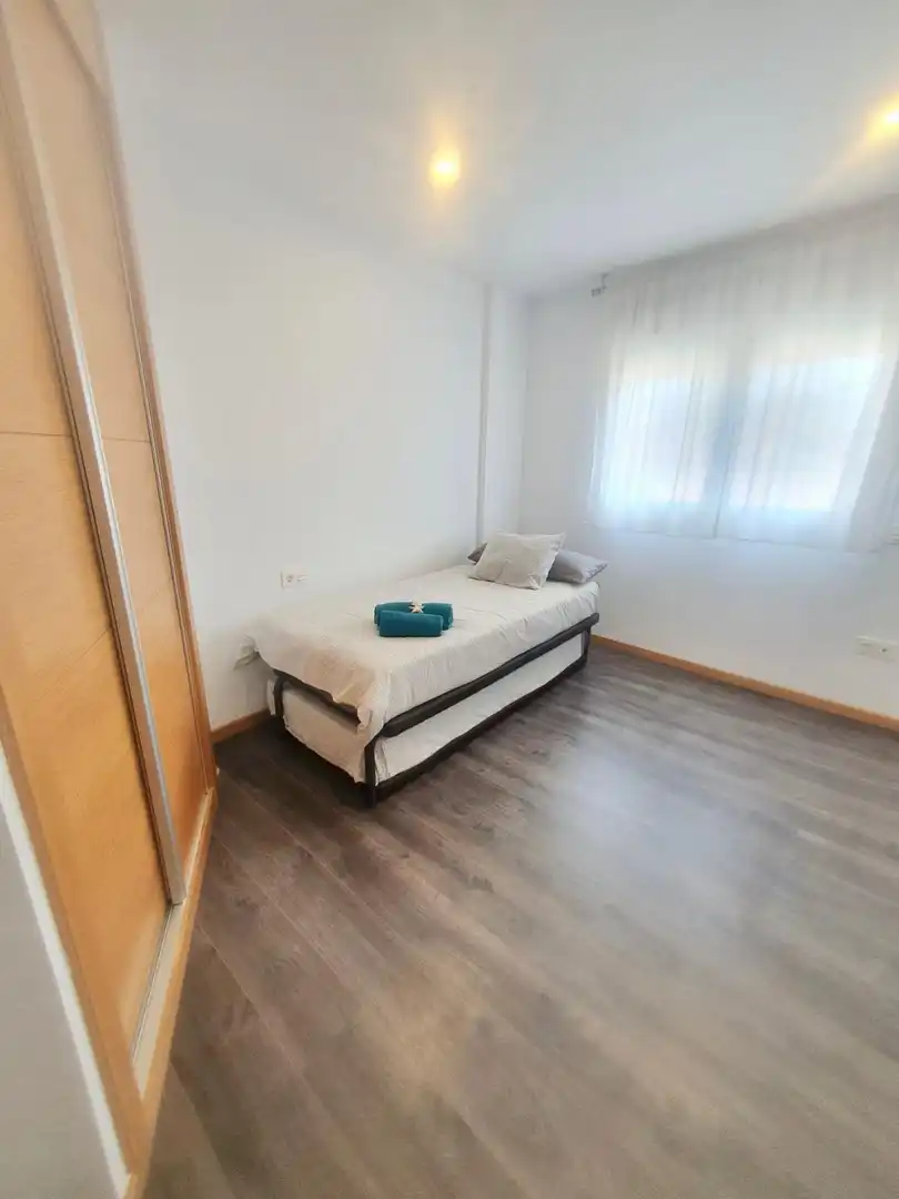 Bedroom of Flat for rent in Rincón de la Victoria