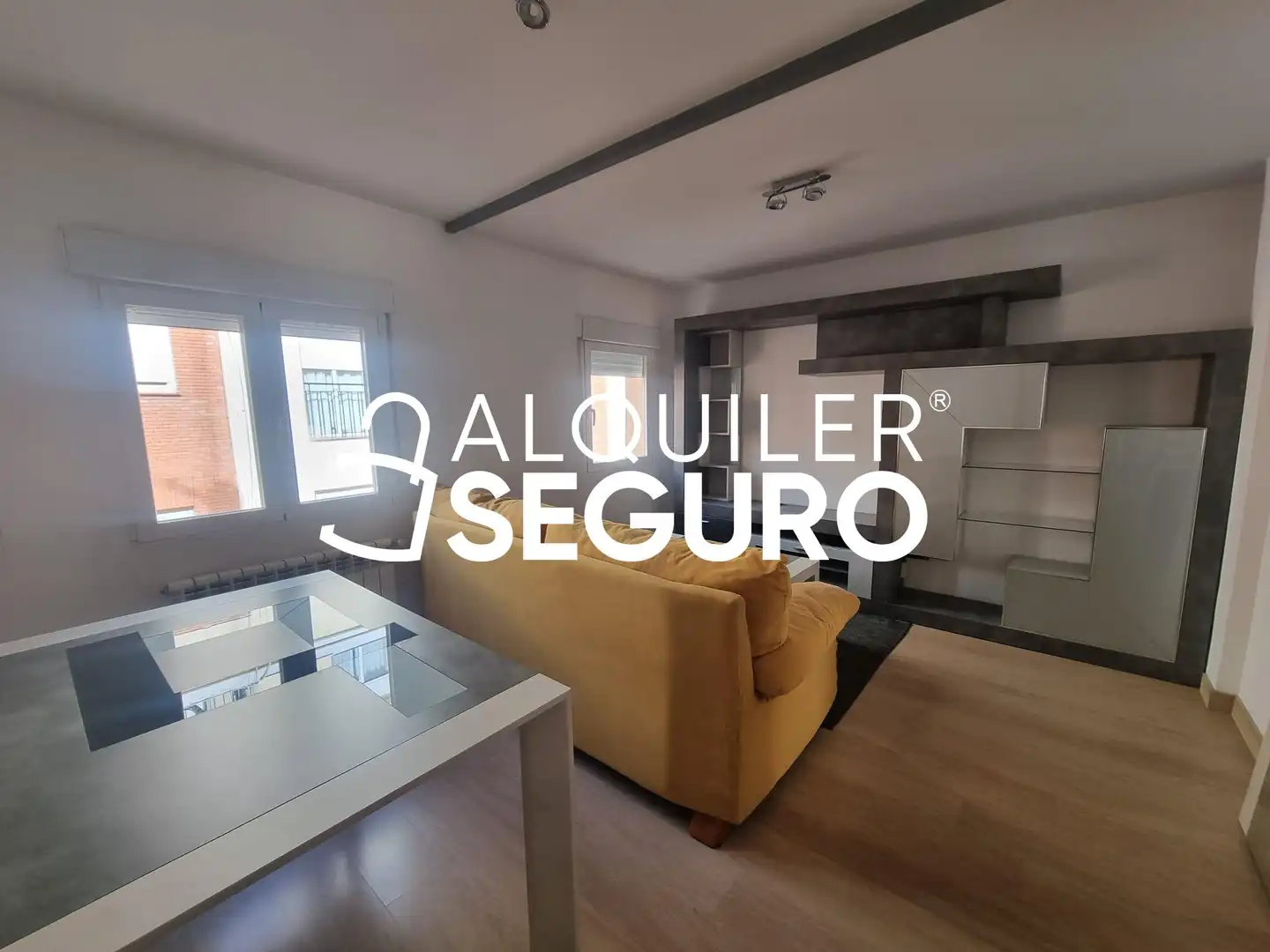 Sala d'estar de Pis de lloguer en Madrid amb Aire condicionat, Calefacció i Moblat
