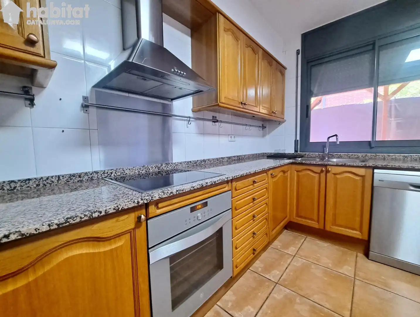 Cuina de Casa o xalet en venda en Masquefa amb Aire condicionat, Calefacció i Jardí privat