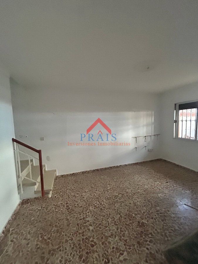 Single-family semi-detached for sale in Utrera