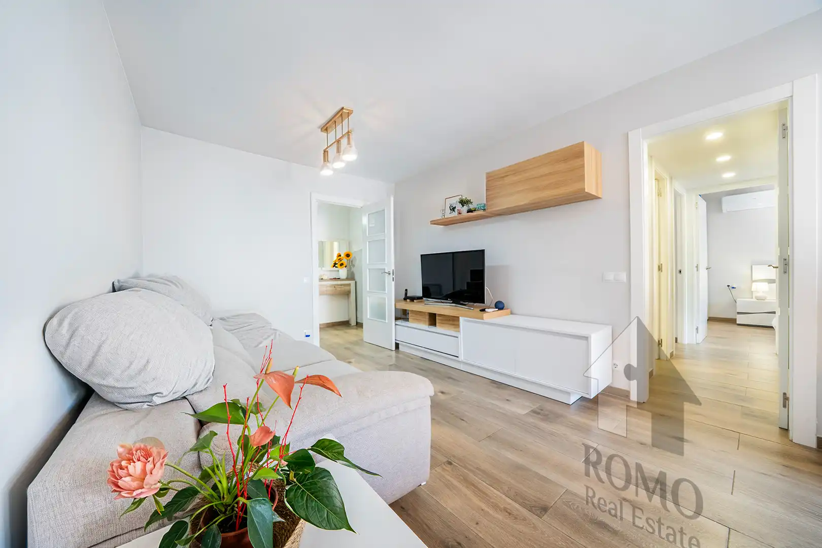 Sala de estar de Piso en venta en Santa Perpètua de Mogoda con Calefacción y Balcón