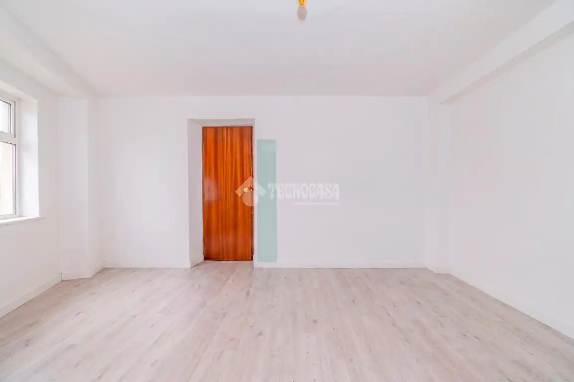 Casa adosada en venda en Loja amb Terrassa