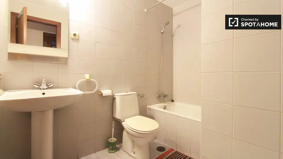 Room in Palomeras Bajas