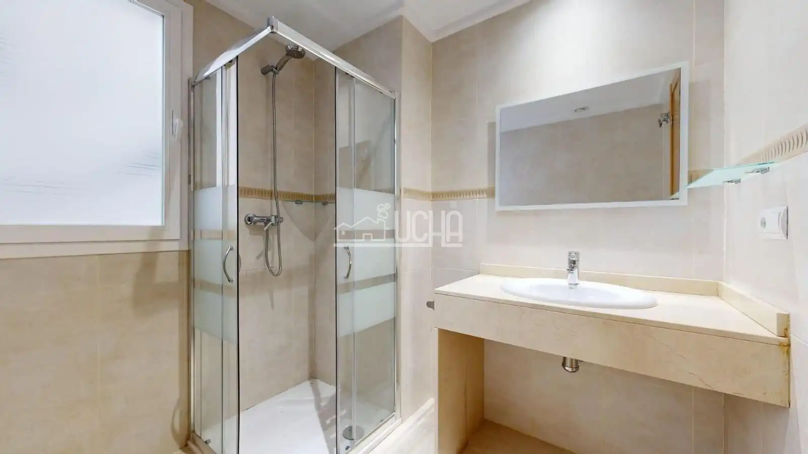 Piso en venta en Calle SAN VICENTE MARTIR, Arrancapins