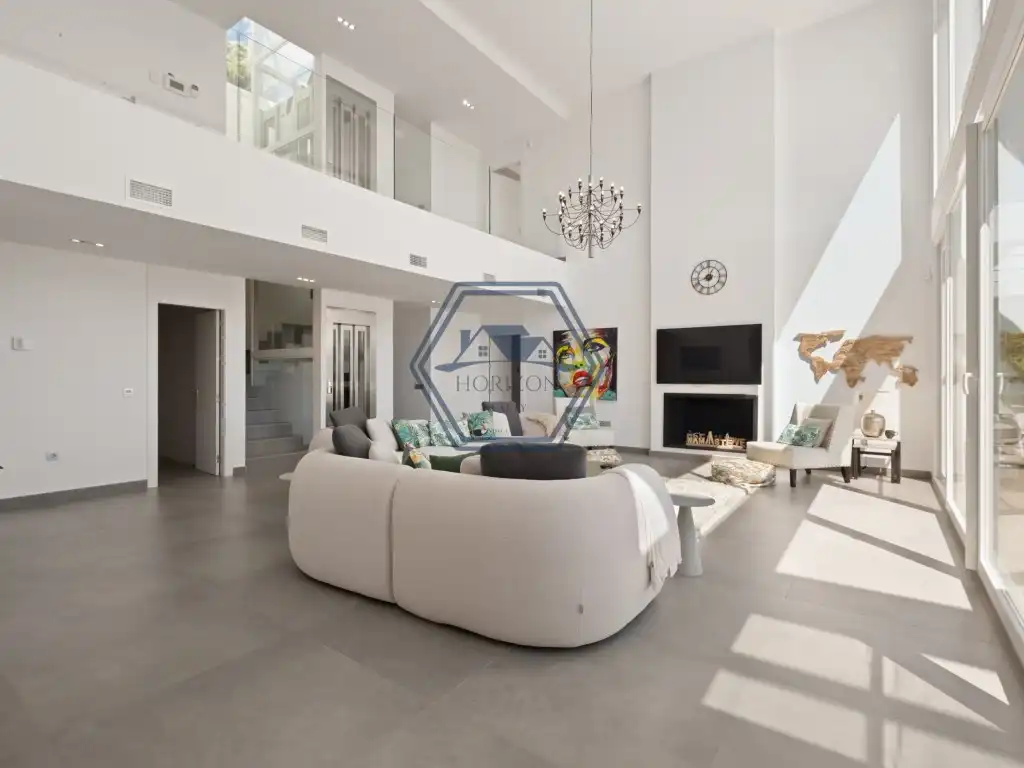 Casa con terraza en venta en Calle Nuremberg, imagen 6