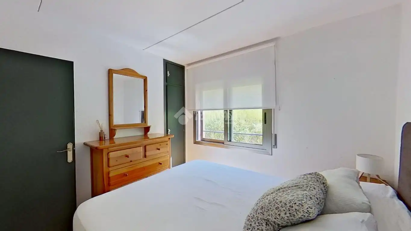 Bedroom of Flat for sale in Alp  with Heating