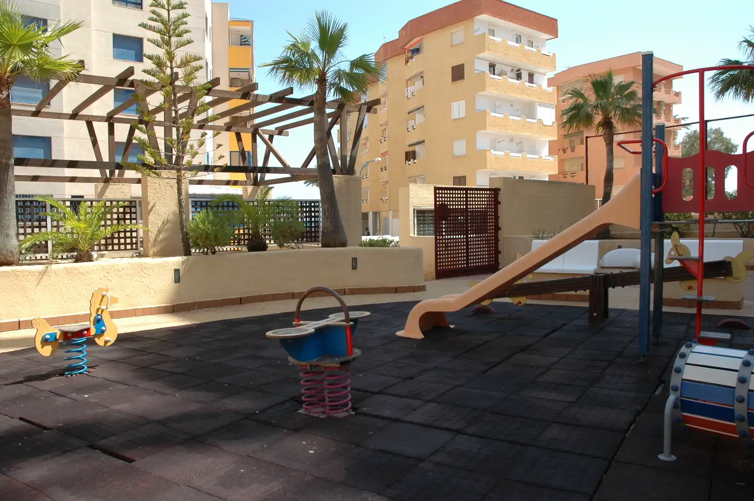 Terraza de Piso en venta en Cartagena con Aire acondicionado, Amueblado y Horno
