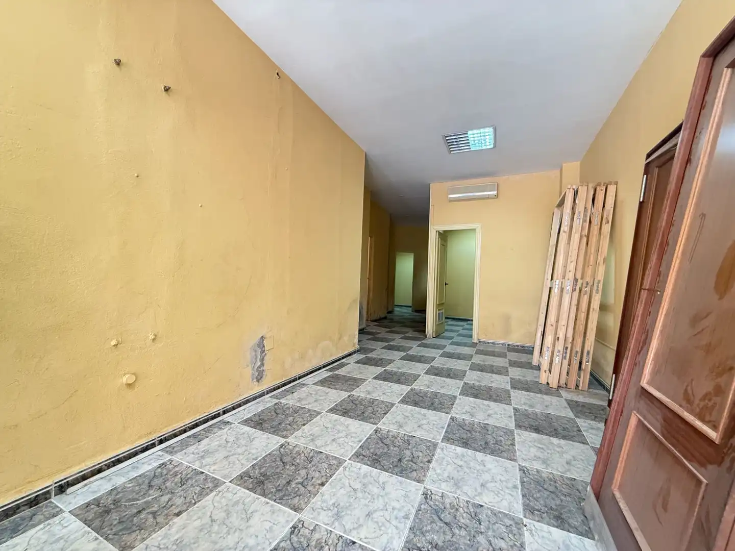 Business premises for sale in Macias Belmonte, imagen 3
