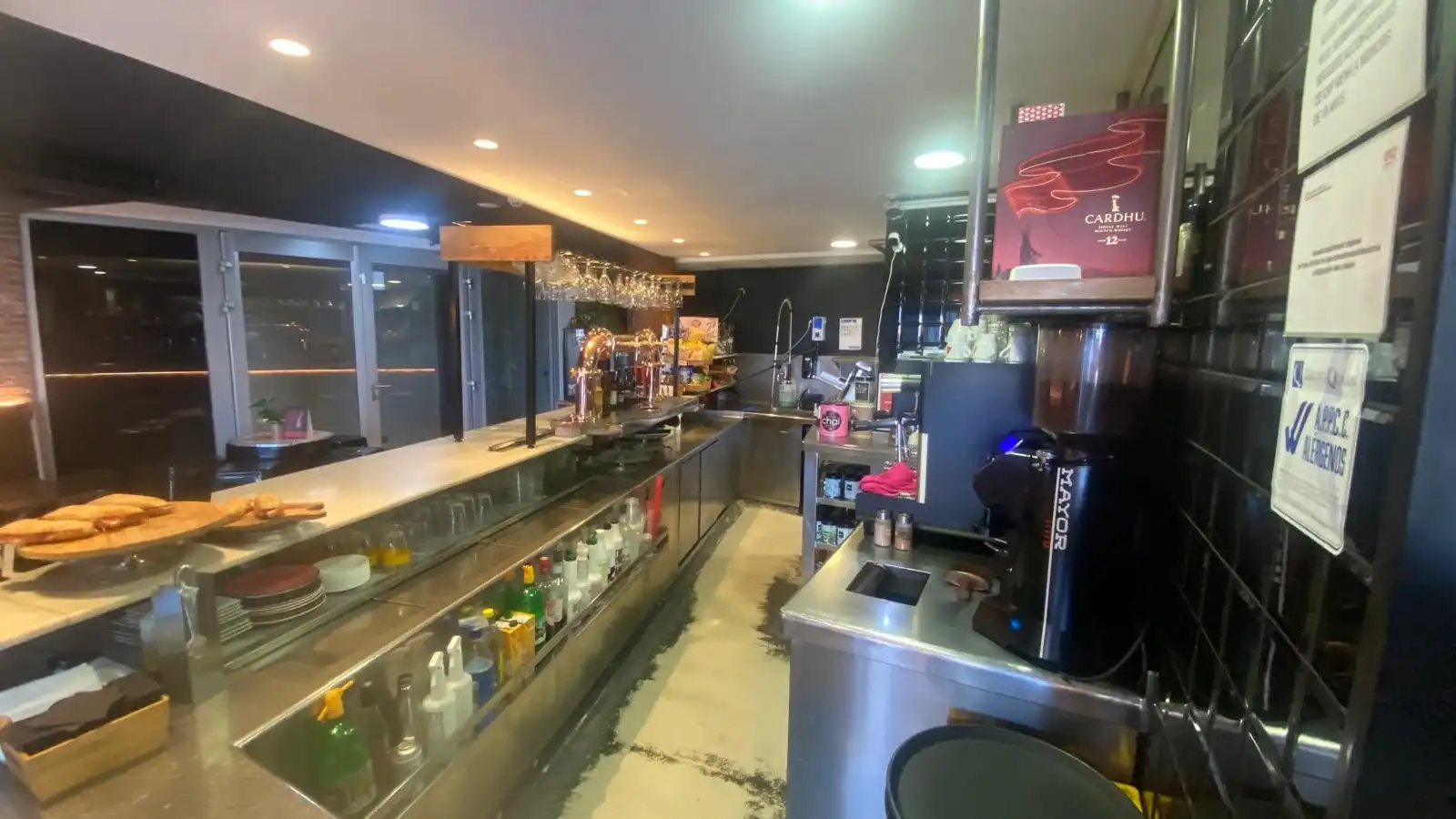 Business premises for transfer in Centre, imagen 2